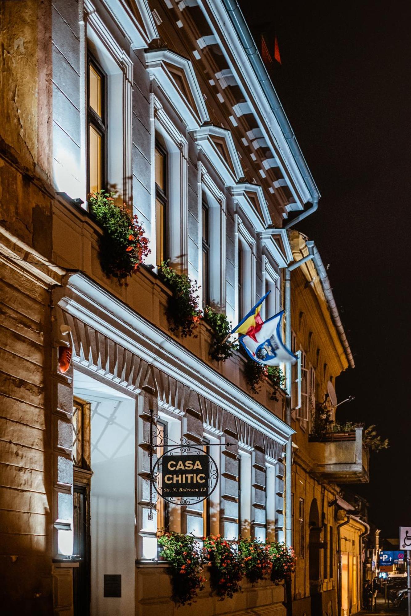 براشوف Casa Chitic - Hotel & Restaurant- Str Nicolae Balcescu 13 المظهر الخارجي الصورة